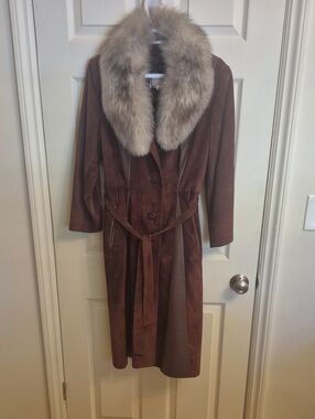 Vintage Burgundy Suede Coat with Leather Inserts and a Detachable Fur Collar